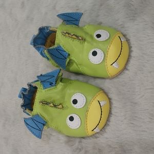 3/$15 NWT Baby Boy Monster Face Crib Shoes Size 1